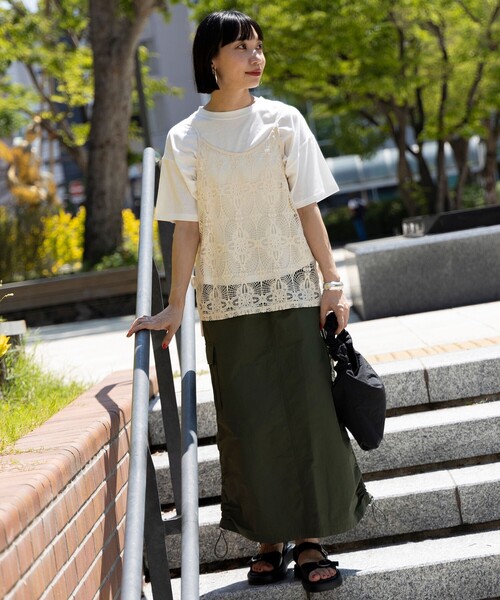 BEAMS HEART(ビームスハート)の「【2点セット】シアーレースビスチェ × Tシャツ(Tシャツ/カットソー・レディース・ナチュラル/イエロー系その他2/ブラック系その他4・FREE)」の19枚目の写真