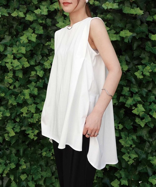 CORNERS（コーナーズ）の「シルケット天竺Aラインタンクチュニック（タンクトップ・レディース・グリーン/ホワイト/ブラック/ブルー/クリーム・M）」の14枚目の写真