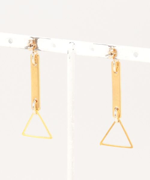 tone(トーン)の「【-lensa-】ヴィンテージチャームのシンプルピアス(MA)(ピアス(両耳用)・レディース・ゴールド・FREE)」の6枚目の写真