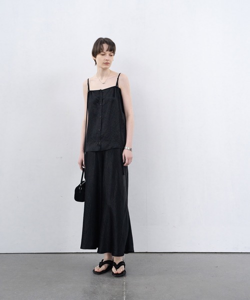 EKCOOKIES（イーケークッキーズ）の「【 EKCOOKIES 】フロントボタン光沢ビスチェ風キャミソール（キャミソール・レディース・ホワイト/ブラック・S/M）」の17枚目の写真