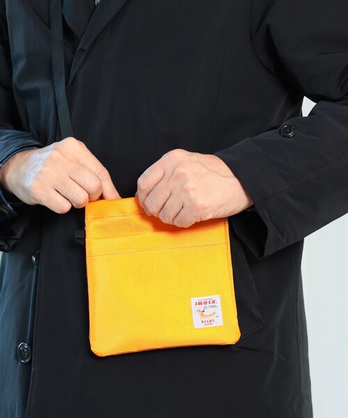 BEAMS JAPAN（ビームス　ジャパン）の「IMOCK / 別注 サコッシュ（ショルダーバッグ・レディース・オレンジ・ONE SIZE）」の12枚目の写真