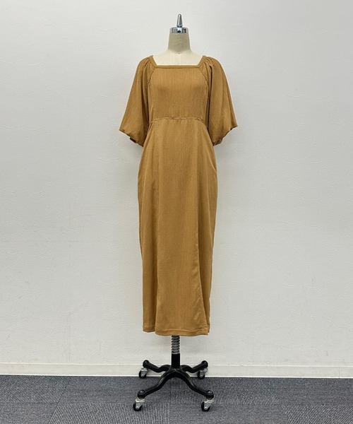 ジャガードバルーン袖バックＺＩＰワンピース