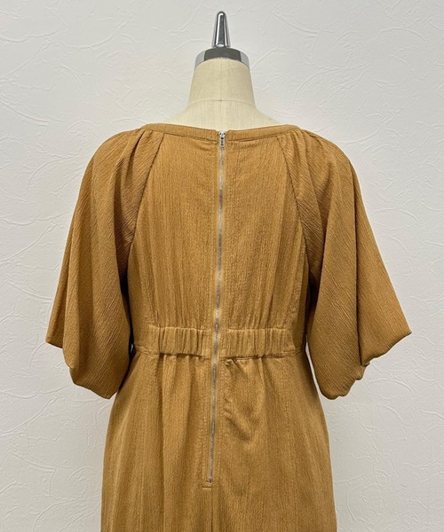 ジャガードバルーン袖バックＺＩＰワンピース