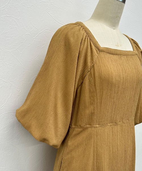 ジャガードバルーン袖バックＺＩＰワンピース