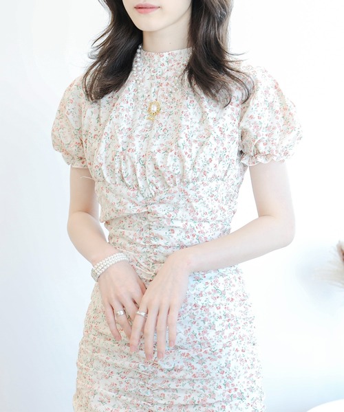 Jasmine Grandiflorum（ジャスミングランディフローラム）の「【Jasmine】スタンドカラー半袖パワショル花柄半袖ワンピース (SS) (LV)（ワンピース・レディース・ブルー/ブラック系その他/イエロー系その他/アイボリー/ブラック/ブルー系その他/グリーン系その他/イエロー/グリーン/ホワイト系その他・S/M/L）」の11枚目の写真