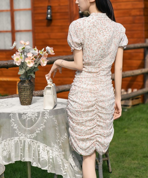 Jasmine Grandiflorum（ジャスミングランディフローラム）の「【Jasmine】スタンドカラー半袖パワショル花柄半袖ワンピース (SS) (LV)（ワンピース・レディース・ブルー/ブラック系その他/イエロー系その他/アイボリー/ブラック/ブルー系その他/グリーン系その他/イエロー/グリーン/ホワイト系その他・S/M/L）」の18枚目の写真