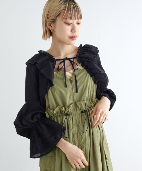 w closet（ダブルクローゼット）の「フリルスリーブボレロ（その他トップス・レディース・ブラック/オフホワイト/イエロー・FREE）」の15枚目の写真