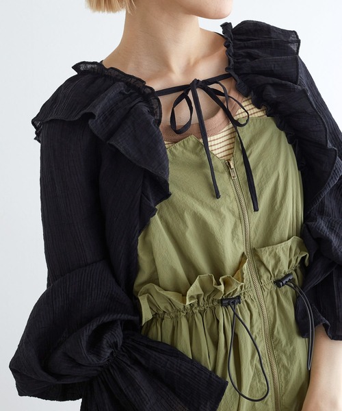 w closet（ダブルクローゼット）の「フリルスリーブボレロ（その他トップス・レディース・ブラック/オフホワイト/イエロー・FREE）」の12枚目の写真