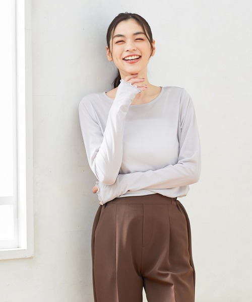 Honeys（ハニーズ）の「サムホール付シアートップス（Tシャツ/カットソー・レディース・アイボリー/ライトグレー/ブラウン/ブルー系その他/ブラック・L/S/M/LL）」の14枚目の写真