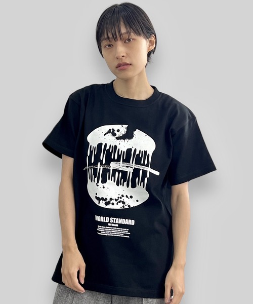 WORLD STANDARD(ワールドスタンダード)の「WORLD STANDARD/ワールドスタンダード プリント 半袖Tシャツ WSHT-029(Tシャツ/カットソー・メンズ・ブラック/ホワイト・M/XL/L)」の1枚目の写真