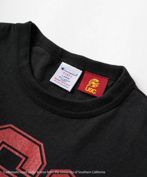 Champion(チャンピオン)の「【Champion/チャンピオン】USC ワンポイント刺繍 ヘビーウェイト カレッジロゴプリントショートスリーブTシャツ/半袖Tシャツ/USAコットン/MADE IN USA/T-1011(Tシャツ/カットソー・メンズ・レッド/ブラック/ホワイト/ホワイト系その他・M/L/XL)」の12枚目の写真