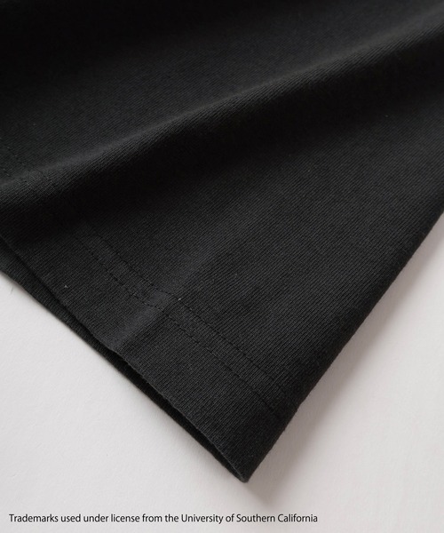 Champion(チャンピオン)の「【Champion/チャンピオン】USC ワンポイント刺繍 ヘビーウェイト カレッジロゴプリントショートスリーブTシャツ/半袖Tシャツ/USAコットン/MADE IN USA/T-1011(Tシャツ/カットソー・メンズ・レッド/ブラック/ホワイト/ホワイト系その他・M/L/XL)」の8枚目の写真