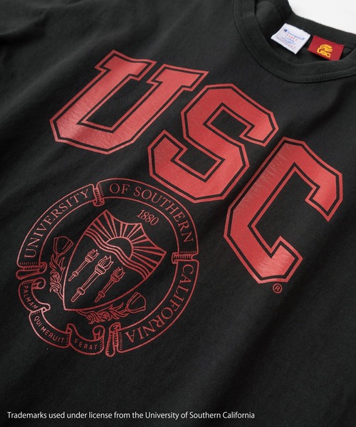 Champion(チャンピオン)の「【Champion/チャンピオン】USC ワンポイント刺繍 ヘビーウェイト カレッジロゴプリントショートスリーブTシャツ/半袖Tシャツ/USAコットン/MADE IN USA/T-1011(Tシャツ/カットソー・メンズ・レッド/ブラック/ホワイト/ホワイト系その他・M/L/XL)」の7枚目の写真