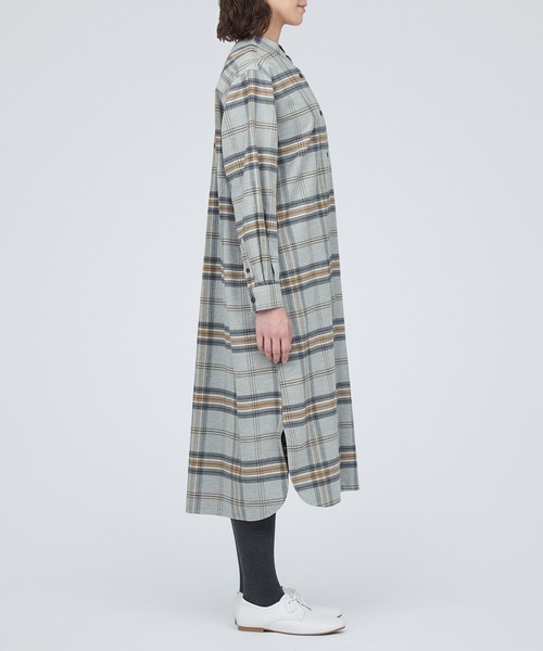 無印良品(ムジルシリョウヒン)の「両面起毛フランネルスタンドカラーシャツワンピース(ワンピース・レディース・グレー系7/ダークグリーン/ベージュ/ネイビー系5・M/XS/L/XXL/S/XL)」の6枚目の写真