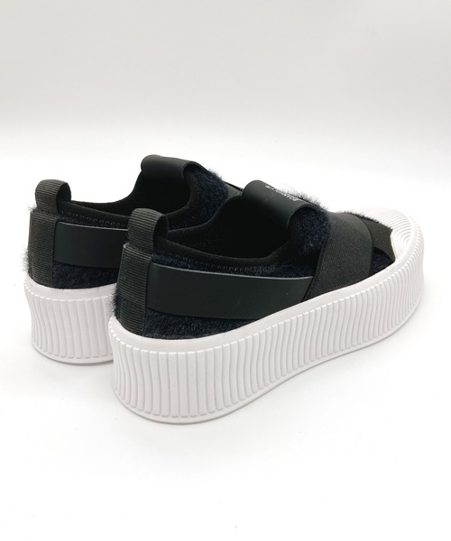 Noubel Voug Relax（ヌーベルヴォーグリラックス）の「モコモコ仕様 厚底 クロスデザイン スニーカー（スニーカー・レディース・ブラック/ベージュ・22.5/23/23.5/24/24.5/25）」の10枚目の写真