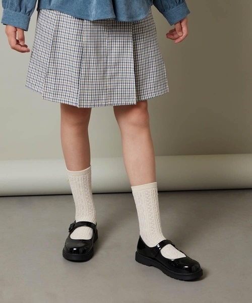 a.v.v（アーヴェヴェ）の「[KIDS]メリージェーン[WEB限定サイズ]（パンプス・キッズ・ブラック/アイボリー・20/23/19/22/21/18/24）」の14枚目の写真