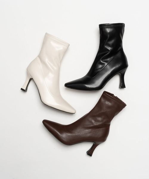 SVEC（シュベック）の「ポインテッドトゥ ストレッチ アンクルヒールブーツ（ブーツ・レディース・オフホワイト/ブラウン/ブラック・37/36/39/38/35）」の4枚目の写真