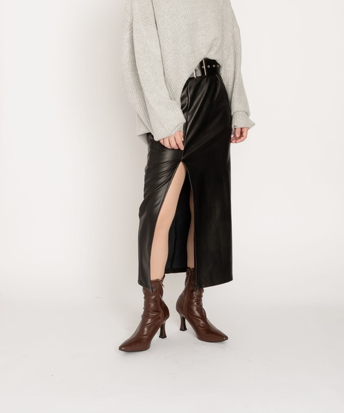 SVEC（シュベック）の「ポインテッドトゥ ストレッチ アンクルヒールブーツ（ブーツ・レディース・オフホワイト/ブラウン/ブラック・37/36/39/38/35）」の15枚目の写真