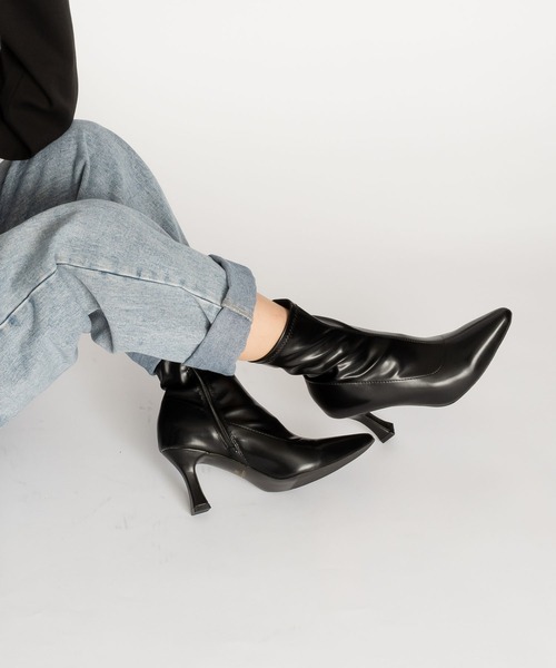 SVEC（シュベック）の「ポインテッドトゥ ストレッチ アンクルヒールブーツ（ブーツ・レディース・オフホワイト/ブラウン/ブラック・37/36/39/38/35）」の14枚目の写真