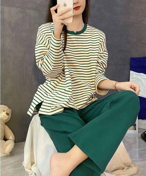 NANEA（ナネア）の「セットアップルームウェア　カップ付きロングTシャツ/パンツ（ルームウェア/パジャマ・レディース・イエロー/グレー/ブラック/グリーン・X-LARGE/LARGE/MEDIUM）」の3枚目の写真