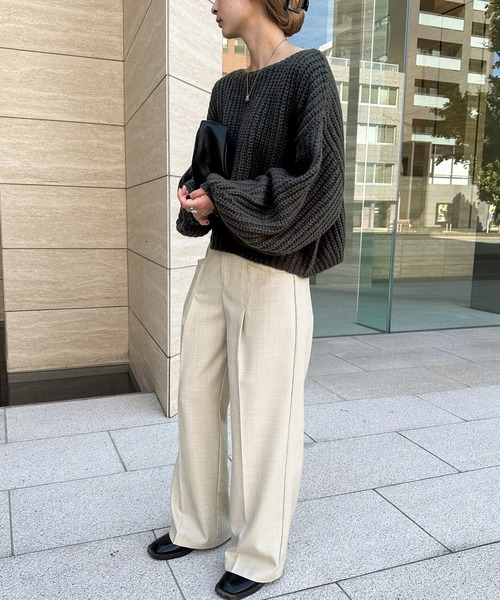 ボートネックボリュームスリーブショートニット（ニット/セーター