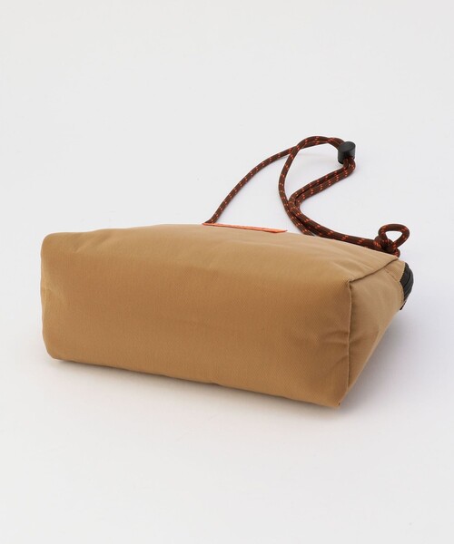 UNIVERSAL OVERALL(ユニバーサルオーバーオール)の「【UNIVERSAL OVERALL / ユニバーサルオーバーオール】NEW DELTA サコッチ ショルダーバッグ(ショルダーバッグ・メンズ・ダークグリーン/ベージュ/ブラック・FREE)」の8枚目の写真