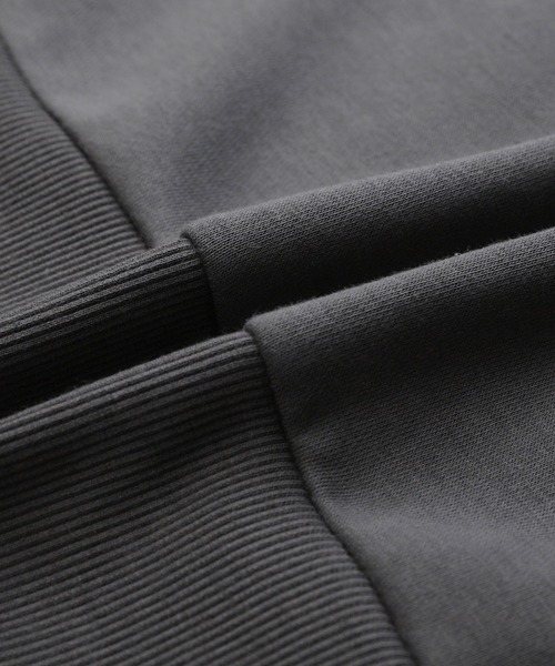 reca（レカ）の「裏起毛バックロゴパーカー（パーカー・レディース・ブラック/オートミール/チャコールグレー・FREE）」の8枚目の写真