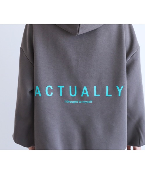 reca（レカ）の「裏起毛バックロゴパーカー（パーカー・レディース・ブラック/オートミール/チャコールグレー・FREE）」の22枚目の写真