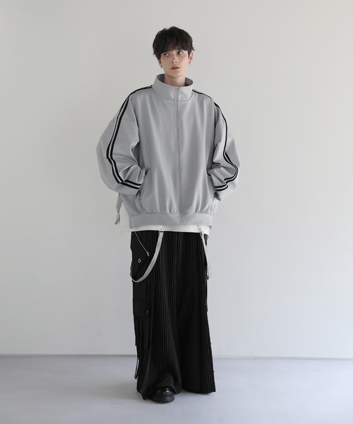 ルーズシルエットバルーンスリーブフェイクサスペンダードレープ