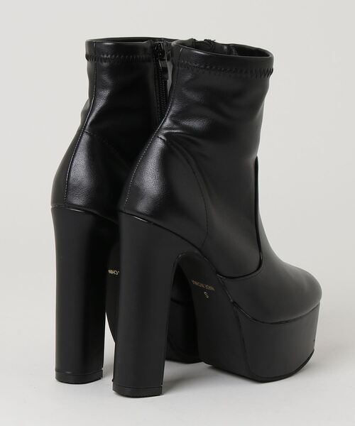 LOVEHUNTER(ラブハンター)の「LOVEHUNTER/+13.5cm チャンキーヒールストームショートブーツ(1621)(ブーツ・レディース・ブラック/アイボリー・LL/S/M/L)」の3枚目の写真