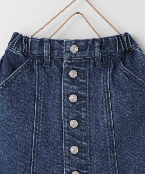 LOWRYS FARM(ローリーズファーム)の「デニムマエボタンスカート 993722(スカート・キッズ・ブルー/ブラック・150cm/120cm/110cm/130cm/140cm)」の4枚目の写真