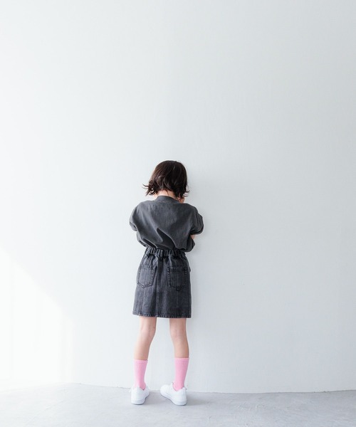 LOWRYS FARM(ローリーズファーム)の「デニムマエボタンスカート 993722(スカート・キッズ・ブルー/ブラック・150cm/120cm/110cm/130cm/140cm)」の19枚目の写真