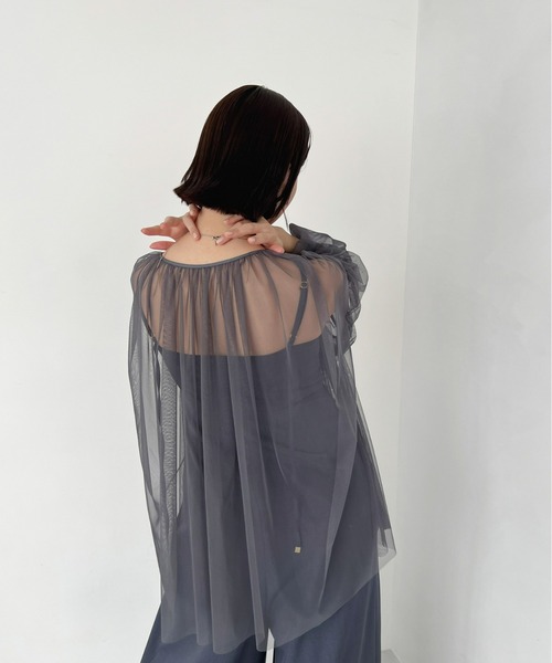 Olu.（オルドット）の「2wayパフチュールトップス（シャツ/ブラウス・レディース・ピンク/ダークグレー/アイボリー・FREE）」の5枚目の写真