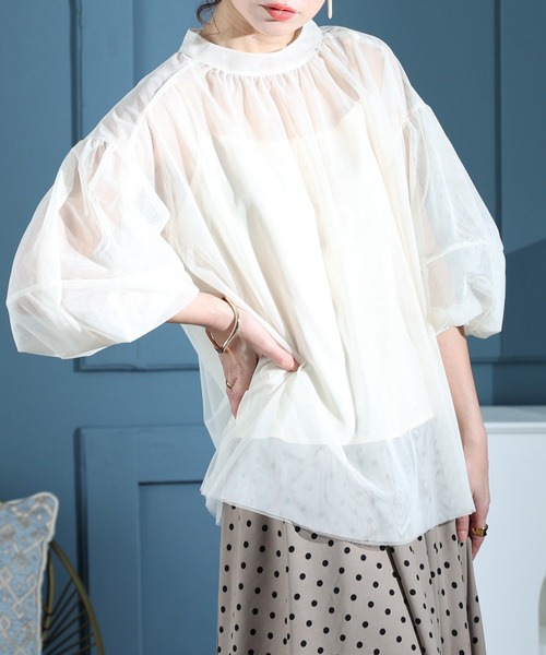 Sawa a la mode(サワアラモード)の「チュールの重ね着トップス(アンサンブル・レディース・ブラック/ベージュ・FREE)」の2枚目の写真