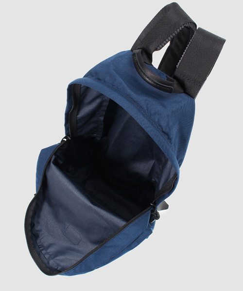 FREDRIK PACKERS（フレドリックパッカーズ）の「【Ciaopanic】×【FREDRIK PACKERS】別注　500DAY PACK（バックパック/リュック・レディース・ブラック/ネイビー・FREE）」の9枚目の写真