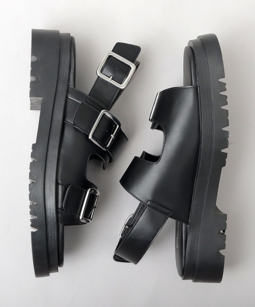 glabella(グラベラ)の「スクエアトゥ 厚底 スクエアメタルバックル 2連ベルト ストラップサンダル(サンダル・メンズ・ブラック・S/M/L)」の8枚目の写真