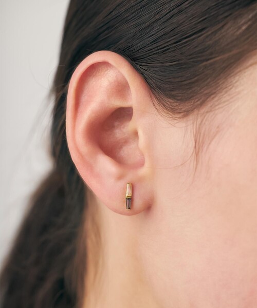 ete（エテ）の「○[レクラン] K18YG ナチュラルストーン ピアス