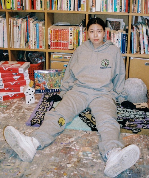 RAGEBLUE（レイジブルー）の「＜SAKURAIMARIA×RAGEBLUEコラボ＞刺繍ワッペンスウェットパンツ（スウェットパンツ・レディース・ブルー系その他/その他・FREE）」の8枚目の写真