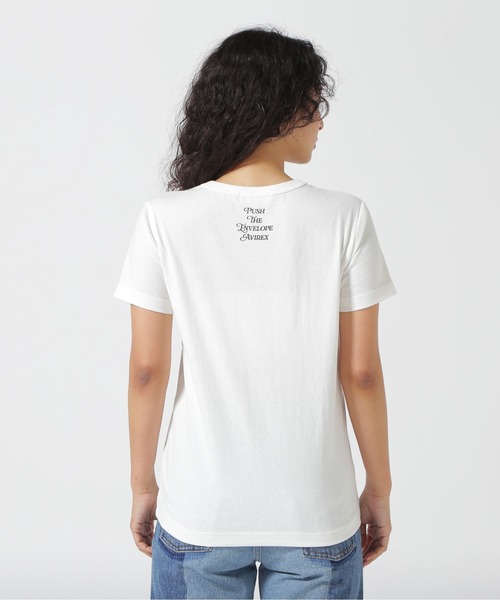 AVIREX(アヴィレックス)の「《直営店限定》PLAIN T-SHIRT/プレーンTシャツ(Tシャツ/カットソー・レディース・オフホワイト/ブラック・SMALL/MEDIUM)」の3枚目の写真