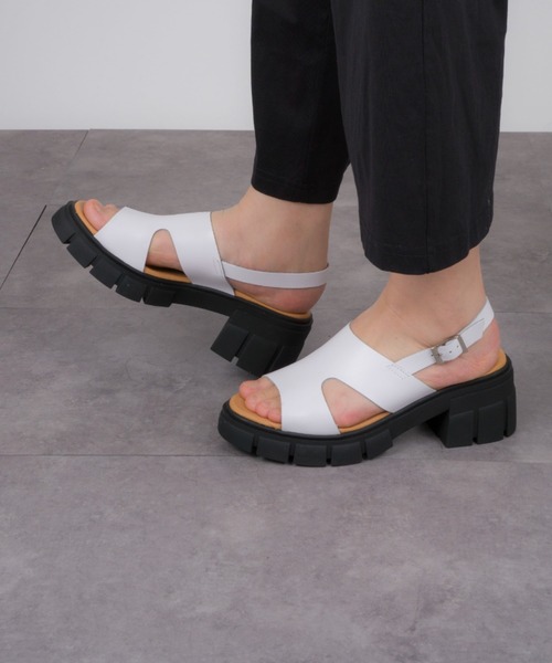 Rivel（リヴェル）の「【VINILO/ヴィニーロ】レザー厚底サンダル