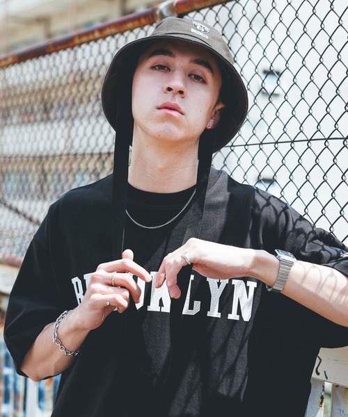 NBA(エヌビーエー)の「【NBA】別注/ロゴプリントオーバーサイズTシャツ(Tシャツ/カットソー・メンズ・グレー/レッド/ホワイト/ブラック/オレンジ/パープル・LARGE/MEDIUM)」の17枚目の写真