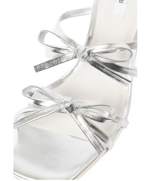 R&E(アールアンドイー)の「【REZOY】Wリボンストラップミュールサンダル(サンダル・レディース・シルバー/アイボリー/ブラック/ピンク・S/M/L/LL)」の10枚目の写真