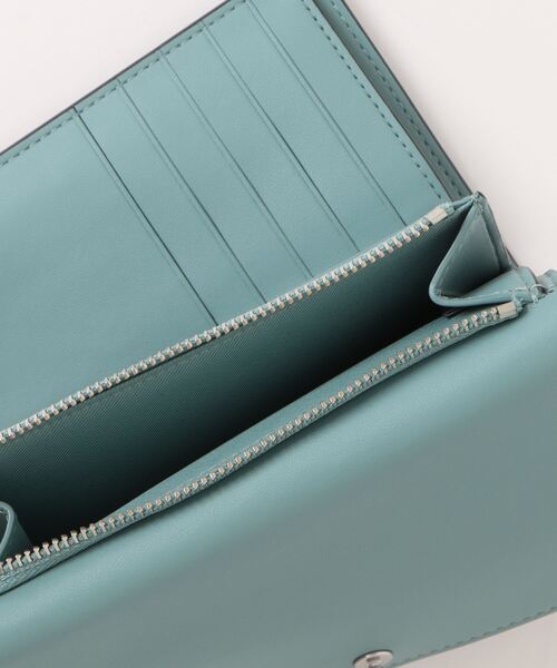 COACH（コーチ）の「エッセンシャル ミディアム フラップ