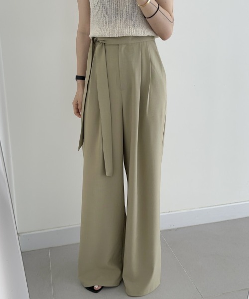 ABITOKYO(アビトーキョー)の「サイドリボンハイウエストセミワイドパンツ(スラックス・レディース・グレイッシュベージュ/ブラック/グリーン・L/M/S)」の1枚目の写真