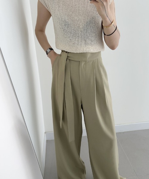 ABITOKYO(アビトーキョー)の「サイドリボンハイウエストセミワイドパンツ(スラックス・レディース・グレイッシュベージュ/ブラック/グリーン・L/M/S)」の16枚目の写真