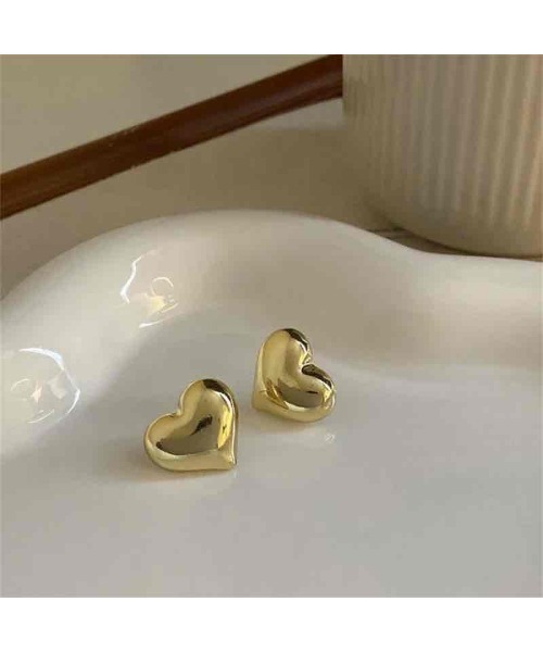 tone（トーン）の「【88eighty-eight】シンプルハートミニピアス【import】(MA)（ピアス（両耳用）・レディース・ゴールド/シルバー・FREE）」の2枚目の写真