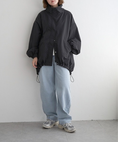 notch.(ノッチ)の「ボリュームモンスターコート(ブルゾン・レディース・オフホワイト/ブラック/カーキ・M)」の21枚目の写真