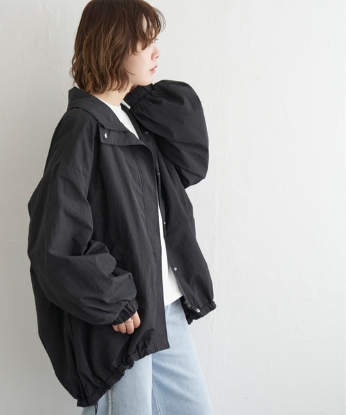 notch.(ノッチ)の「ボリュームモンスターコート(ブルゾン・レディース・オフホワイト/ブラック/カーキ・M)」の10枚目の写真