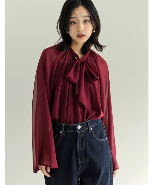 Re:EDIT（リエディ）の「[オケージョン セレモニー]シアービジュー＆シフォンボウタイ付きブラウス（シャツ/ブラウス・レディース・ホワイト系その他/レッド系その他/キャメル/ブラック系その他/ブルー/ブラック/アイボリー・LARGE/MEDIUM）」の7枚目の写真