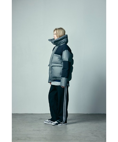 WHIZLIMITED（ウィズリミテッド）の「BUMP JACKET（ダウンジャケット/コート・メンズ・グレー/レッド/ブラック・MEDIUM/LARGE/X-LARGE）」の10枚目の写真